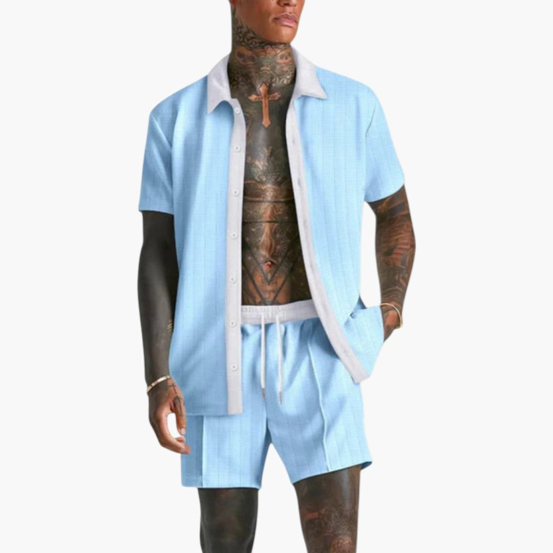 Tenue pour homme | Chemise ouverte et short à cordon 4