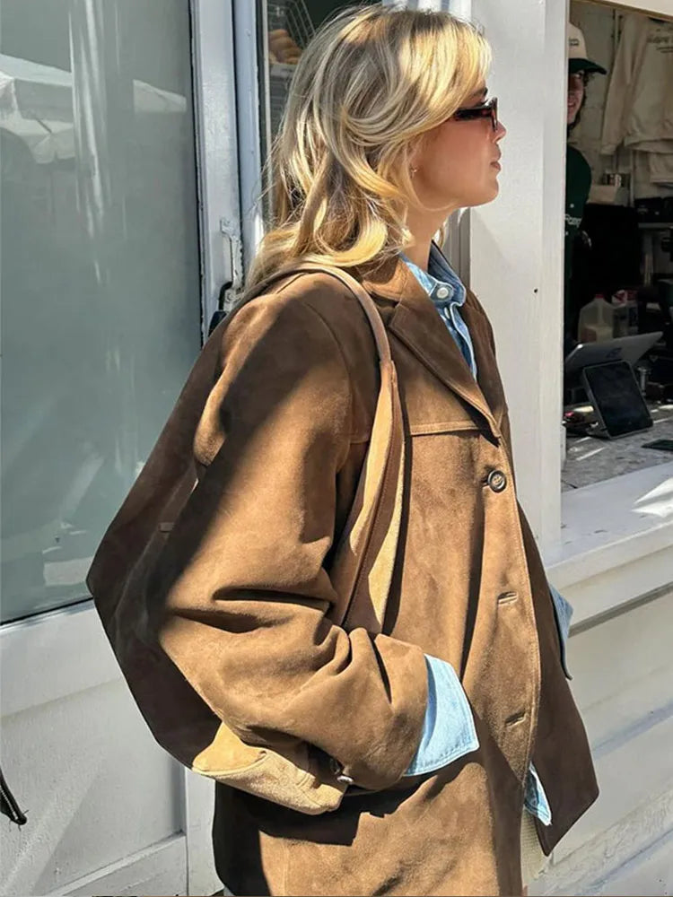 Veste en daim marron femme | Coupe classique légère et élégante