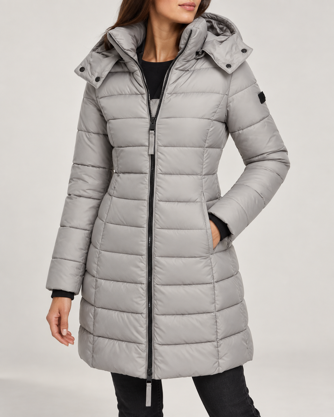 Doudoune Longue Femme Capuche Coupe Cintrée Fermeture Zippée – Ombline