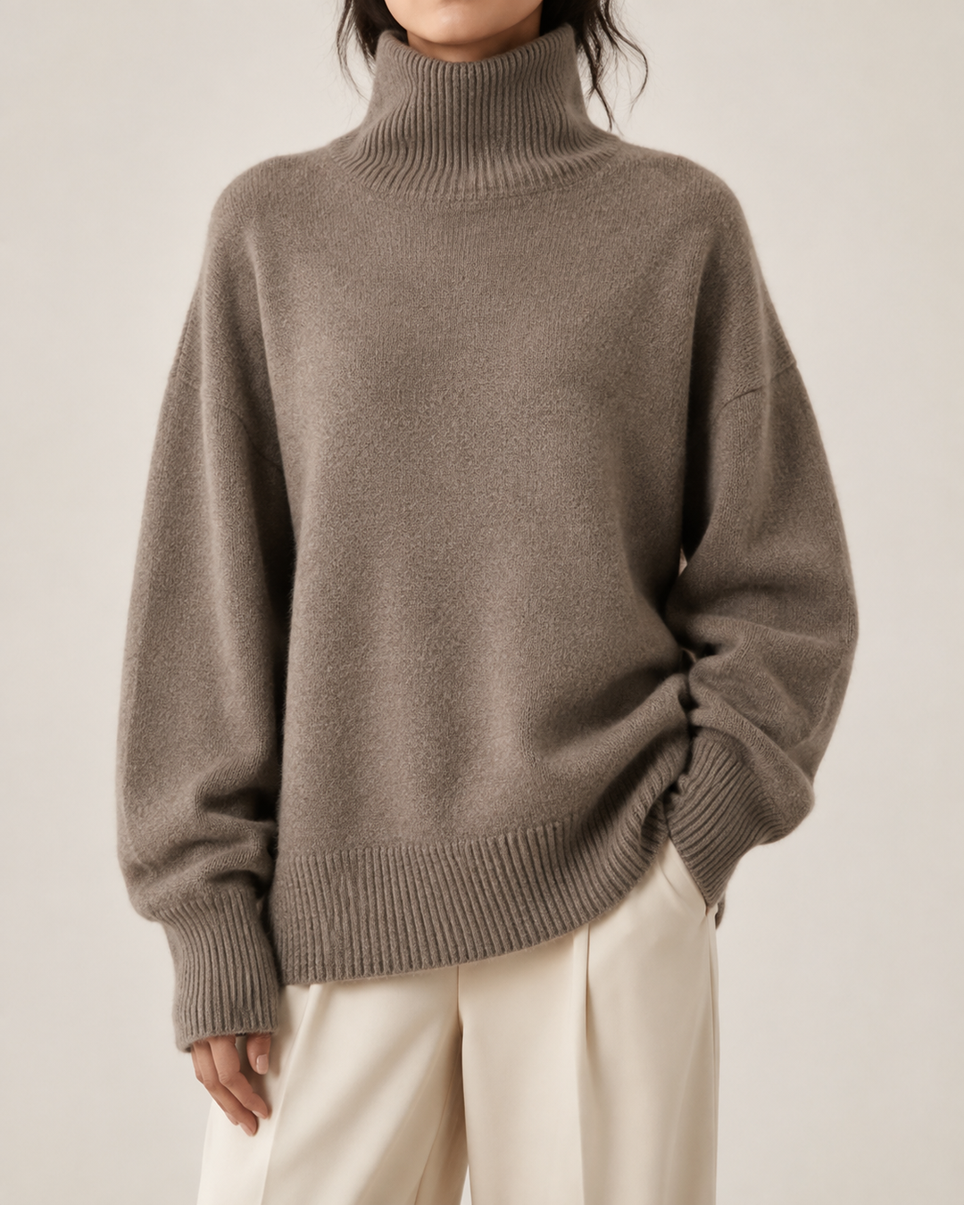 Pull femme col roulé coupe ample manches longues automne