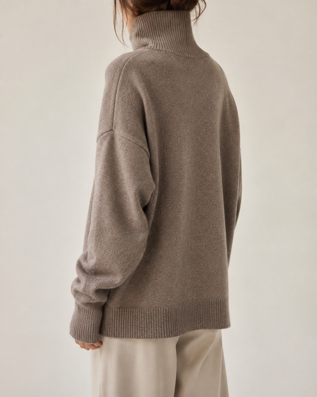 Pull femme col roulé coupe ample manches longues automne